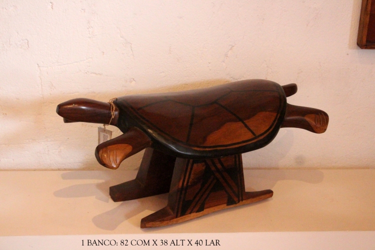 Bancos zoomorfos - Etnia: Mehinako - MT